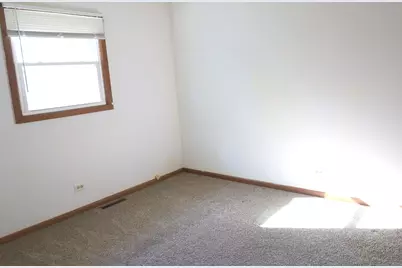 5412 E Wonder Lake Road, Wonder Lake, IL 60097 - Photo 9