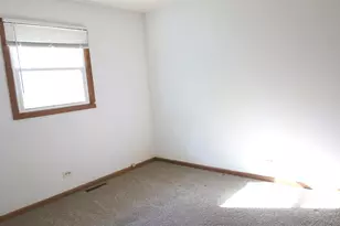 5412 E Wonder Lake Rd, Wonder Lake, IL 60097 - Photo 9