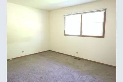 5412 E Wonder Lake Road, Wonder Lake, IL 60097 - Photo 7