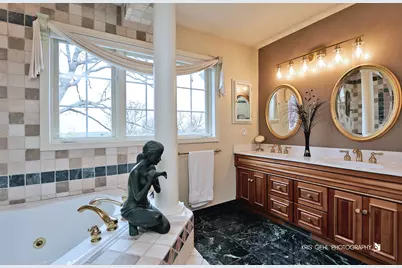 1330 Prestwick Drive, Lake Geneva, WI 53147 - Photo 23