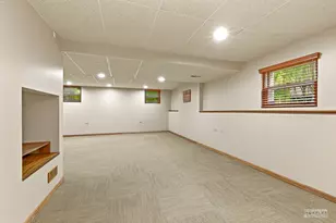 2340 Ridgewood Rd, Lisle, IL 60532 - Photo 31