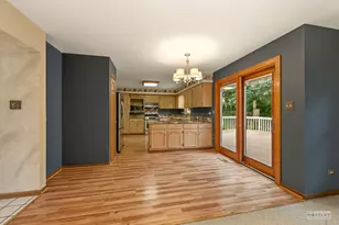 2340 Ridgewood Rd, Lisle, IL 60532 - Photo 15