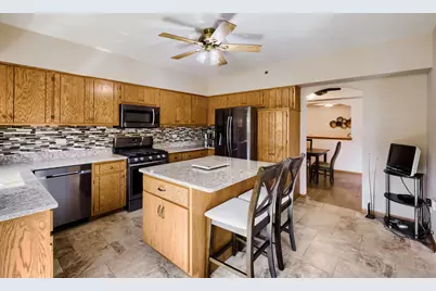 11535 Settlers Pond Way #2C, Orland Park, IL 60467 - Photo 7