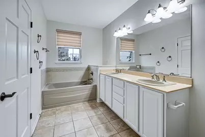 1339 Scarboro Road #605, Schaumburg, IL 60193 - Photo 13