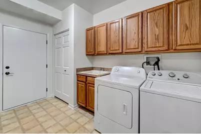 1339 Scarboro Road #605, Schaumburg, IL 60193 - Photo 11