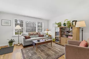 414 Barton Ave, Evanston, IL 60202 - Photo 3