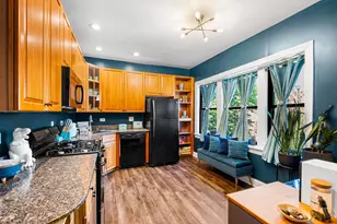 4027 N Southport Ave, Chicago, IL 60613 - Photo 5