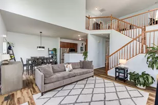 1877 Candlelight Cir, Montgomery, IL 60538 - Photo 7