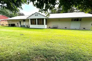 57 Sherwood Dr, Centralia, IL 62801 - Photo 27