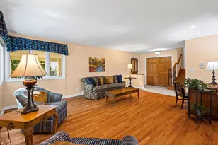 1016 Longmeadow Dr, Glenview, IL 60025 - Photo 3
