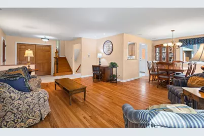 1016 Longmeadow Drive, Glenview, IL 60025 - Photo 5