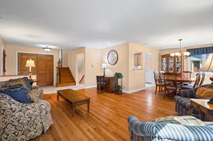 1016 Longmeadow Dr, Glenview, IL 60025 - Photo 5