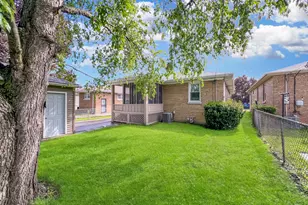 510 Price Ave, Calumet City, IL 60409 - Photo 23