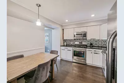 1336 Fairfax Lane, Buffalo Grove, IL 60089 - Photo 9