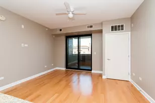 451 W Huron St, Chicago, IL 60654 - Photo 9