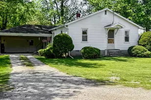 200 E George St, Odell, IL 60460 - Photo 1