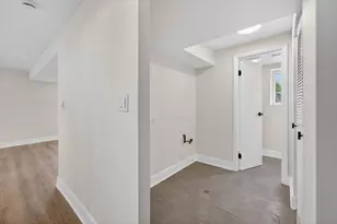 408 Desmond Dr, Schaumburg, IL 60193 - Photo 21