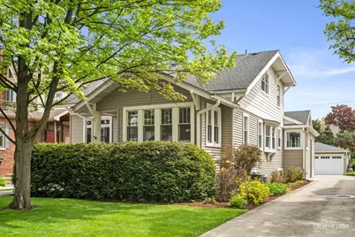 405 N Washington Avenue, Park Ridge, IL 60068 - Photo 1