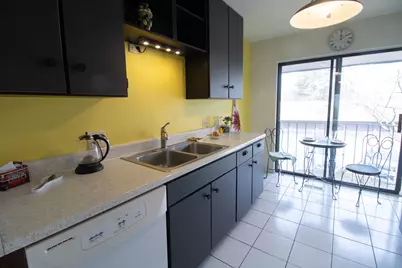 1706 Northfield Square #D, Northfield, IL 60093 - Photo 5