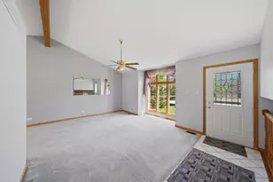 752 Rosanne St, Lockport, IL 60441 - Photo 9