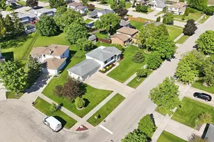 752 Rosanne St, Lockport, IL 60441 - Photo 31