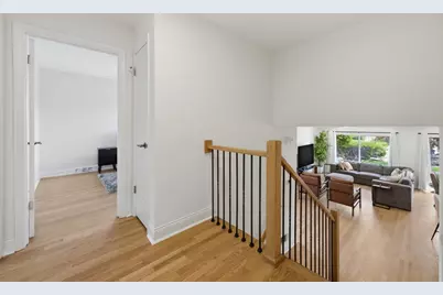 9536 Tripp Avenue, Skokie, IL 60076 - Photo 19