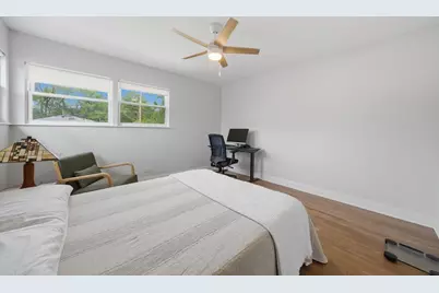 9536 Tripp Avenue, Skokie, IL 60076 - Photo 21