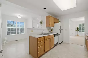442 Cromwell Cir, Bartlett, IL 60103 - Photo 13