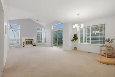 442 Cromwell Circle #1, Bartlett, IL 60103 - Photo 5