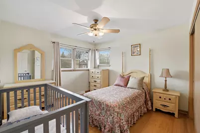 3955 W Greenleaf Avenue, Lincolnwood, IL 60712 - Photo 17