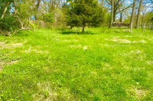 147 S Hill St, Woodstock, IL 60098 - Photo 23