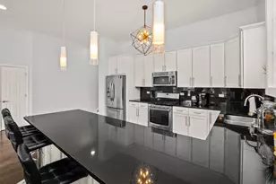 1500 W Grand Ave, Chicago, IL 60642 - Photo 5