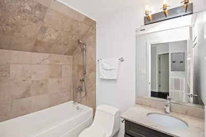 1500 W Grand Avenue #1E, Chicago, IL 60642 - Photo 19