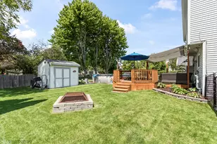 698 Fenwick Ln, South Elgin, IL 60177 - Photo 25