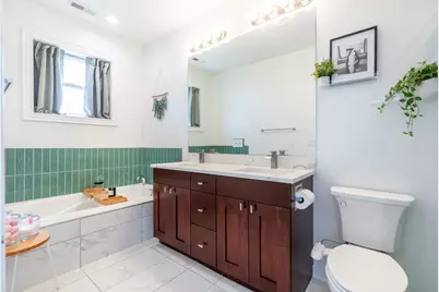 1425 W Grand Avenue #3E, Chicago, IL 60642 - Photo 13