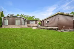 602 Bluff Ct, Streamwood, IL 60107 - Photo 23