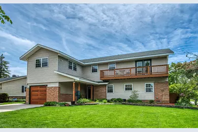 591 Sussex Court, Elk Grove Village, IL 60007 - Photo 1