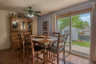 591 Sussex Ct, Elk Grove Village, IL 60007 - Photo 7