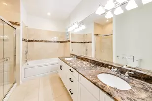 2031 W Augusta Blvd, Chicago, IL 60622 - Photo 11