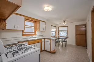 7706 Mobile Ave, Burbank, IL 60459 - Photo 7