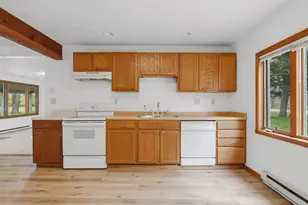 4924 N Wendorf Rd, Monroe Center, IL 61052 - Photo 11