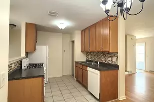1462 Willow Ave, Des Plaines, IL 60016 - Photo 7