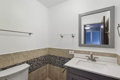 105 W Dover Drive, Mount Prospect, IL 60056 - Photo 13