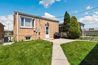 6117 W 83rd Street, Burbank, IL 60459 - Photo 19
