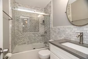 6833 N Kedzie Ave, Chicago, IL 60645 - Photo 9