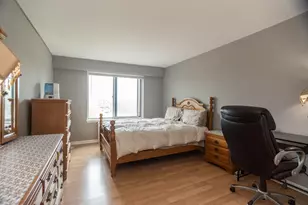 6833 N Kedzie Ave, Chicago, IL 60645 - Photo 7
