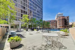 2400 N Lakeview Ave, Chicago, IL 60614 - Photo 23