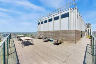 2400 N Lakeview Ave, Chicago, IL 60614 - Photo 29