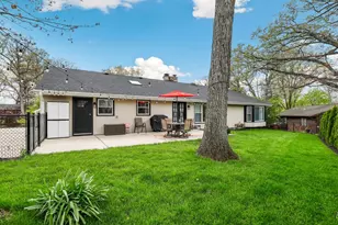1986 Greenvalley Dr, Crown Point, IN 46307 - Photo 23