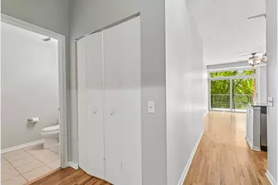 974 W 35th Place #202, Chicago, IL 60609 - Photo 17